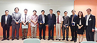 Prof. Guo Xinli (middle), Vice Party Secretary of Shanghai Jiao Tong University, meets with Prof. Leung Yuen Sang (fifth from left), visits Faculty of Arts, CUHK